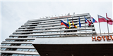 Nový komplex v Hradci má zpoždění, hotel Černigov tak zmizí příští rok      