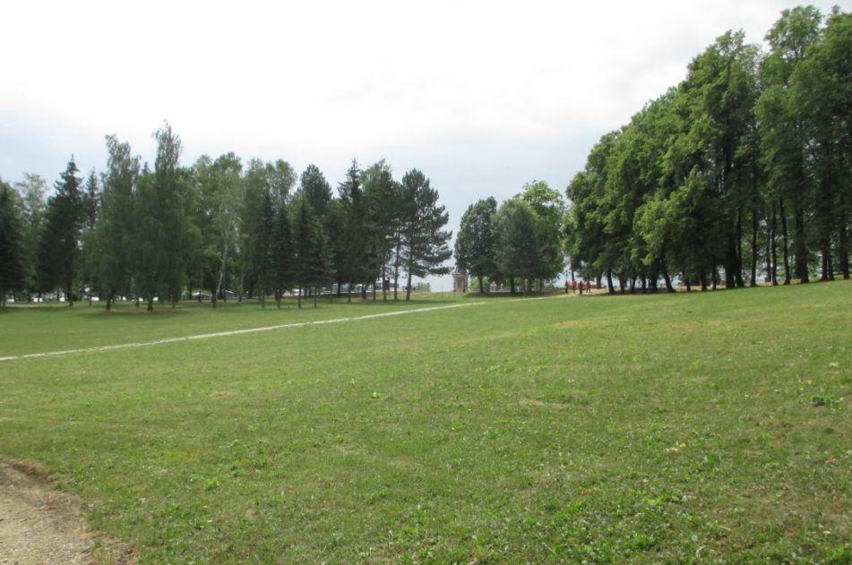 pozemky-na-ktorych-ma-vyrast-novy-hotelovy-komplex-3