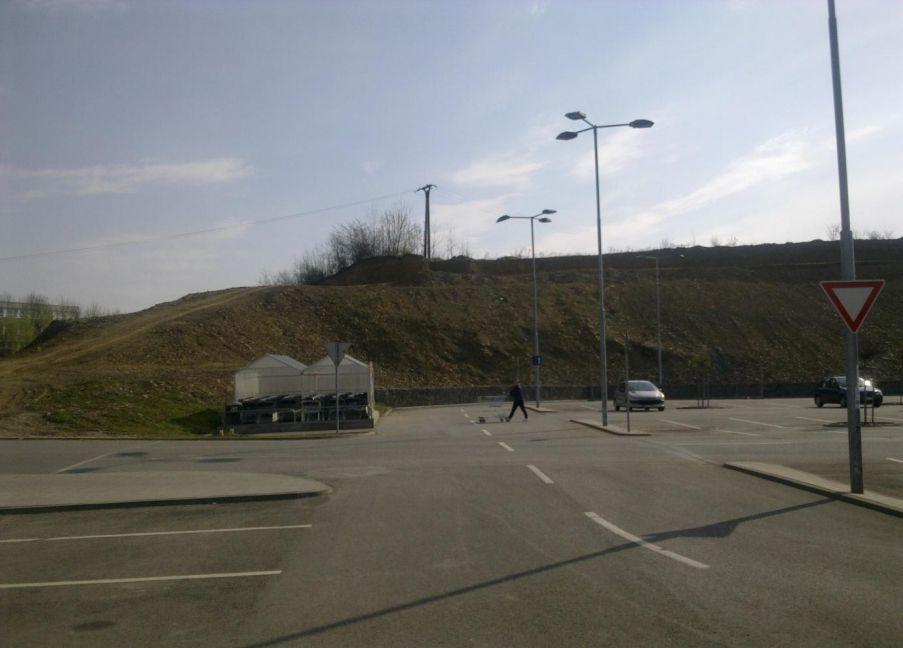 pozemky-na-ktorych-ma-vyrast-obchodne-centrum-sabinov-3